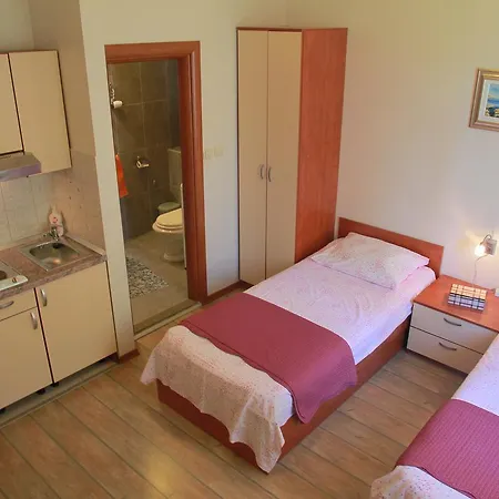 Spalatina Apartment *